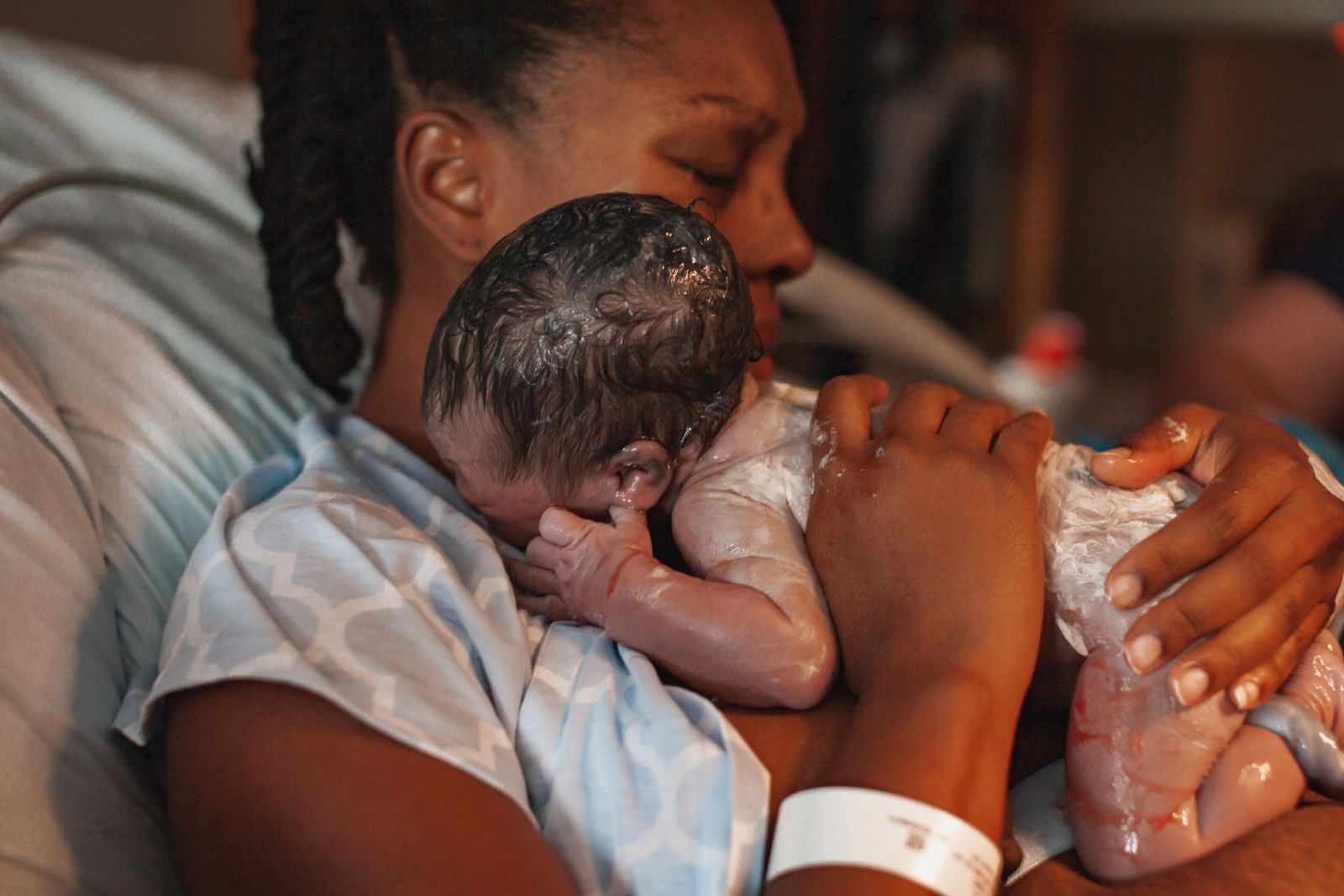 GALS%20mom%20and%20baby%20(Dominique%20Adeniyi%20picture).JPG